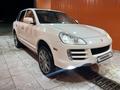 Porsche Cayenne 2007 года за 7 500 000 тг. в Атырау – фото 2