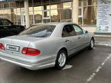 Mercedes-Benz E 240 1998 годаүшін2 400 000 тг. в Балхаш – фото 5