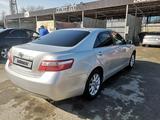 Toyota Camry 2008 года за 5 800 000 тг. в Тараз – фото 2