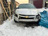 Chevrolet Cruze 2013 года за 1 000 000 тг. в Алматы – фото 2