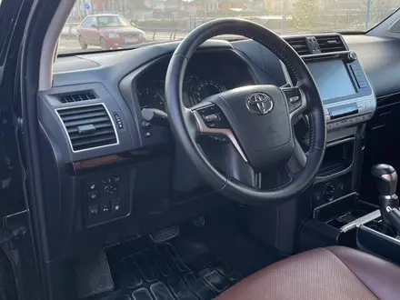 Toyota Land Cruiser Prado 2019 года за 25 500 000 тг. в Атырау – фото 14