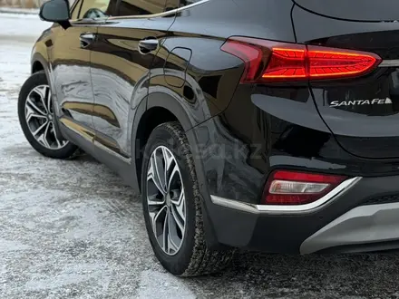 Hyundai Santa Fe 2020 года за 15 000 000 тг. в Актобе – фото 2