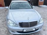 Mercedes-Benz S 350 2008 года за 7 500 000 тг. в Астана – фото 3