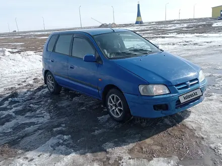 Mitsubishi Space Star 1999 года за 1 100 000 тг. в Уральск – фото 2