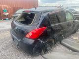 Nissan Tiida 2006 года за 750 000 тг. в Актобе – фото 4