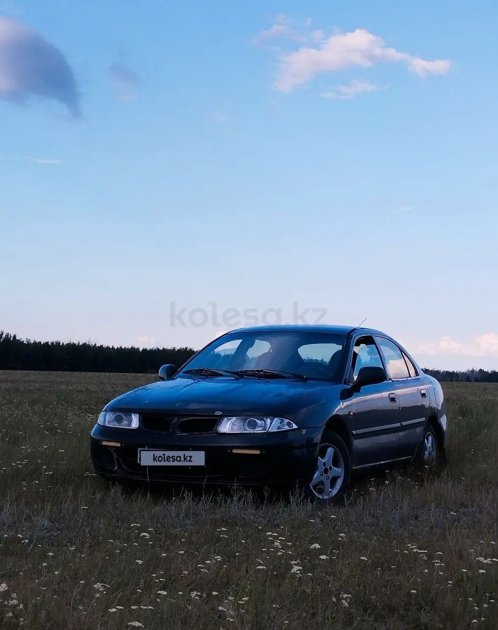 Mitsubishi Carisma, 1998