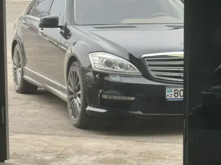 Mercedes-Benz S 500 2007 года за 8 100 000 тг. в Тараз – фото 5