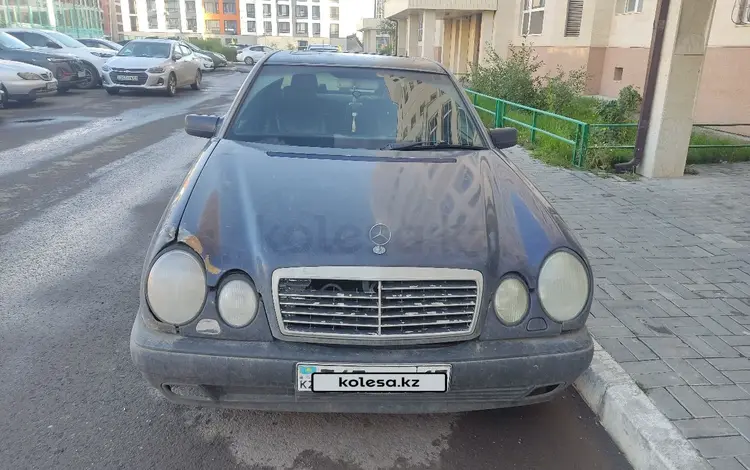 Mercedes-Benz E 320 1998 годаүшін1 800 000 тг. в Астана