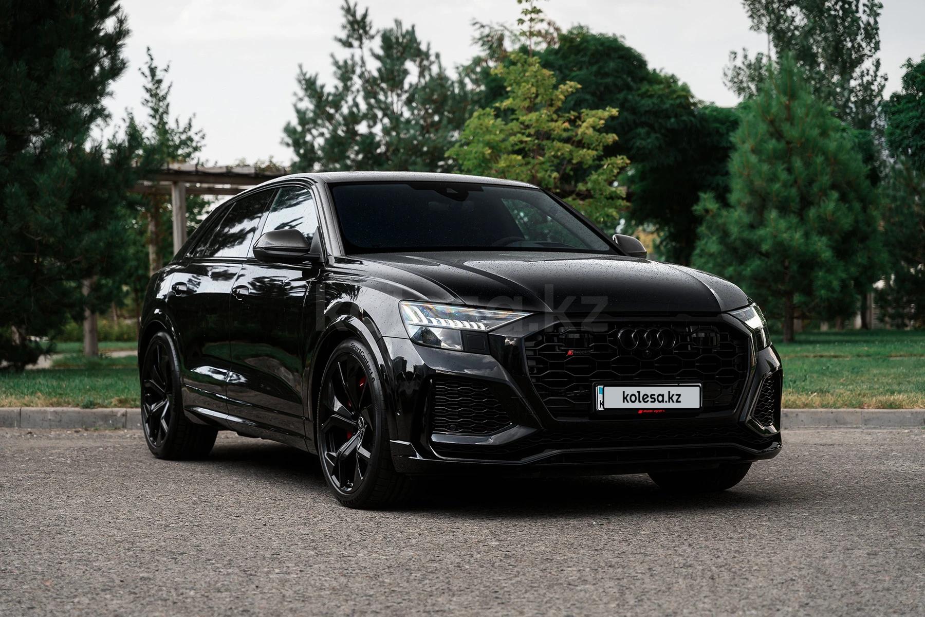 Audi RS Q8 2022 г.