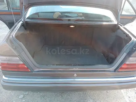 Mercedes-Benz E 220 1993 года за 2 800 000 тг. в Балхаш – фото 8