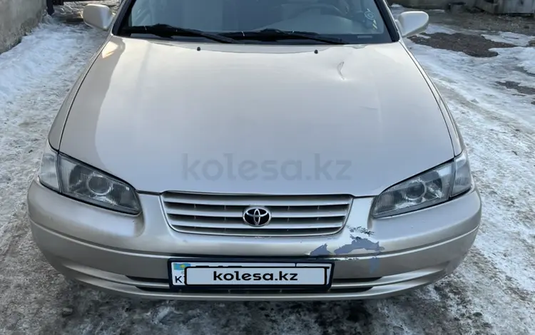 Toyota Camry 1999 года за 3 150 000 тг. в Алматы