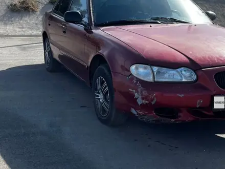 Hyundai Sonata 1998 года за 800 000 тг. в Актобе – фото 4
