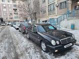 Mercedes-Benz E 320 1996 годаүшін3 400 000 тг. в Атырау