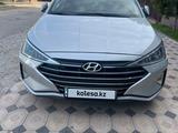 Hyundai Elantra 2019 года за 7 250 000 тг. в Шымкент