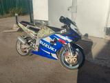 Suzuki  GSX 750 2001 годаүшін2 300 000 тг. в Караганда