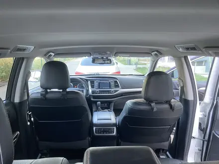 Toyota Highlander 2017 года за 19 500 000 тг. в Алматы – фото 11
