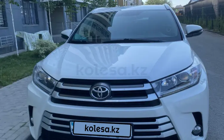 Toyota Highlander 2017 года за 19 500 000 тг. в Алматы
