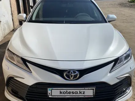 Toyota Camry 2021 года за 16 000 000 тг. в Шымкент