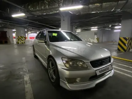 Lexus IS 200 1999 года за 4 200 000 тг. в Алматы – фото 4