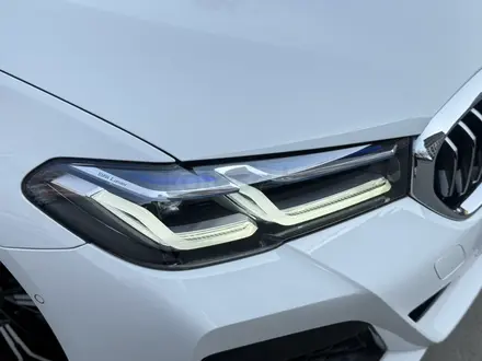 BMW 540 2021 года за 26 500 000 тг. в Алматы – фото 4