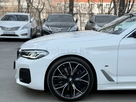 BMW 540 2021 года за 26 500 000 тг. в Алматы – фото 9