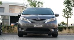 Toyota Sienna 2015 года за 10 500 000 тг. в Актау – фото 2