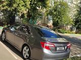 Toyota Camry 2014 годаfor6 600 000 тг. в Уральск – фото 2