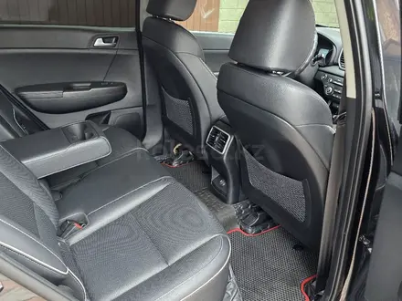 Kia Sportage 2021 года за 11 500 000 тг. в Алматы – фото 16