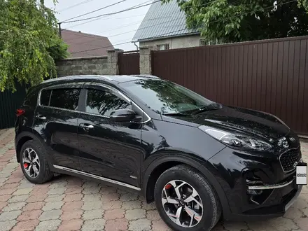 Kia Sportage 2021 года за 11 500 000 тг. в Алматы – фото 3