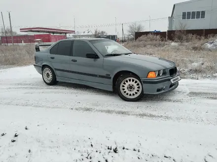 BMW 320 1992 года за 2 200 000 тг. в Уральск – фото 3