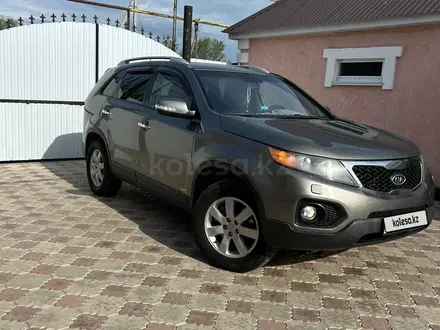 Kia Sorento 2010 года за 6 500 000 тг. в Уральск – фото 2