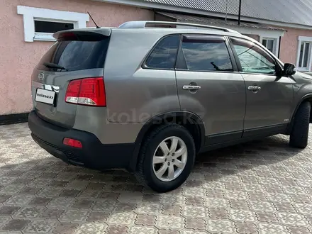 Kia Sorento 2010 года за 6 500 000 тг. в Уральск – фото 3