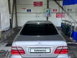 Mercedes-Benz CLK 230 1997 годаfor2 000 000 тг. в Астана – фото 4