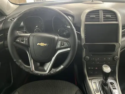 Chevrolet Malibu 2015 года за 6 100 000 тг. в Актау – фото 10