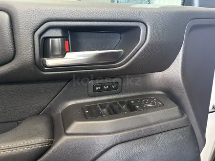 Toyota Land Cruiser Prado 2024 года за 41 500 000 тг. в Караганда – фото 15