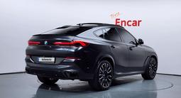 BMW X6 XDrive 40i 2023 года за 41 000 000 тг. в Алматы – фото 3