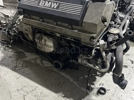 Двигатель на БМВ 7 E38 M62 обьем 4.4 за 800 000 тг. в Алматы – фото 2