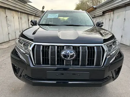 Toyota Land Cruiser Prado 2023 года за 35 500 000 тг. в Алматы – фото 26