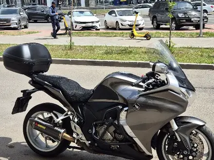 Honda  VFR 1200 2014 года за 5 500 000 тг. в Астана – фото 3