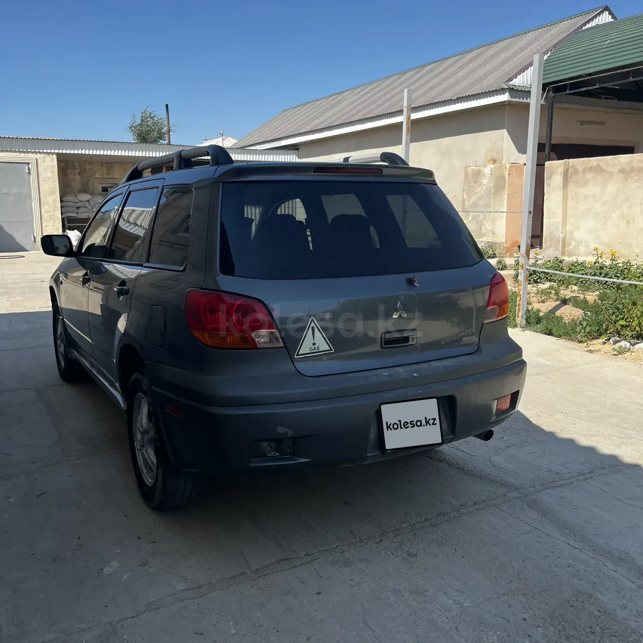 Mitsubishi Outlander, 2003