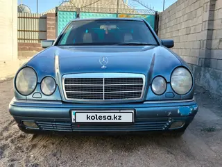 Mercedes-Benz E 280