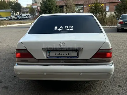 Mercedes-Benz S 320 1997 года за 2 950 000 тг. в Караганда – фото 4