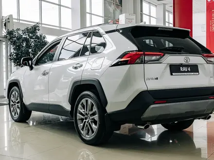 Toyota RAV4 Luxe+ 2025 года за 25 990 000 тг. в Караганда – фото 4