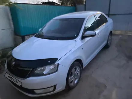 Skoda Rapid 2015 года за 3 857 000 тг. в Актобе – фото 5