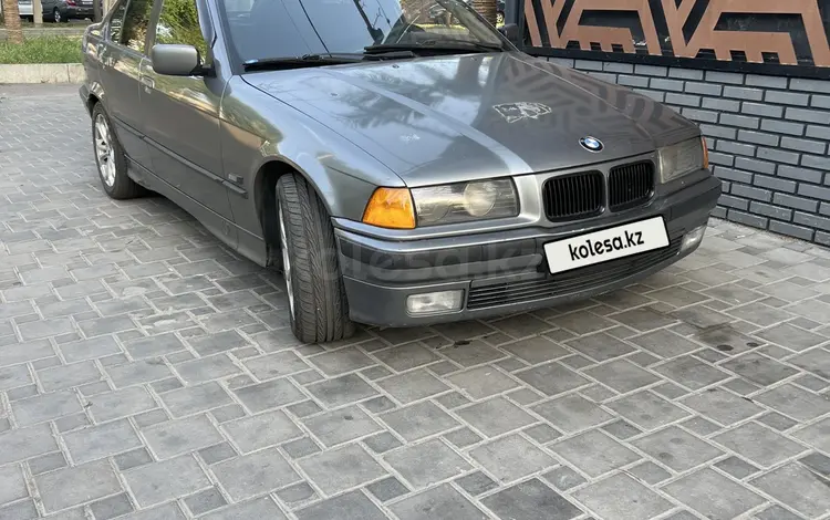 BMW 320 1994 годаүшін2 500 000 тг. в Алматы