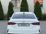 Hyundai Accent 2020 года за 7 000 000 тг. в Шымкент – фото 2