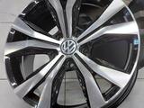 R20. VOLKSWAGEN TOUAREG за 390 000 тг. в Алматы