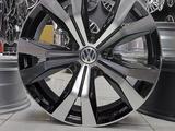 R20. VOLKSWAGEN TOUAREG за 390 000 тг. в Алматы – фото 3