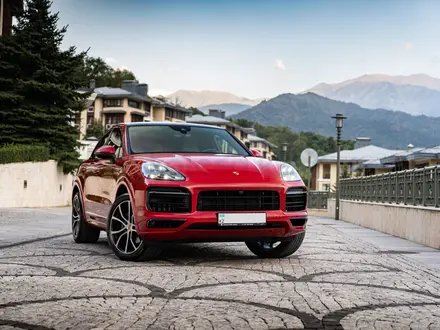 Porsche Cayenne 2022 года за 50 000 000 тг. в Алматы