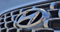 Hyundai Santa Fe 2021 года за 15 200 000 тг. в Алматы – фото 3